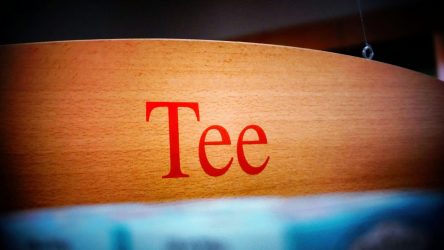 Tee